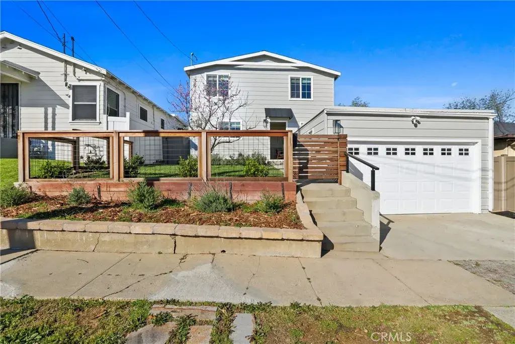 725 N Bandini Street, San Pedro