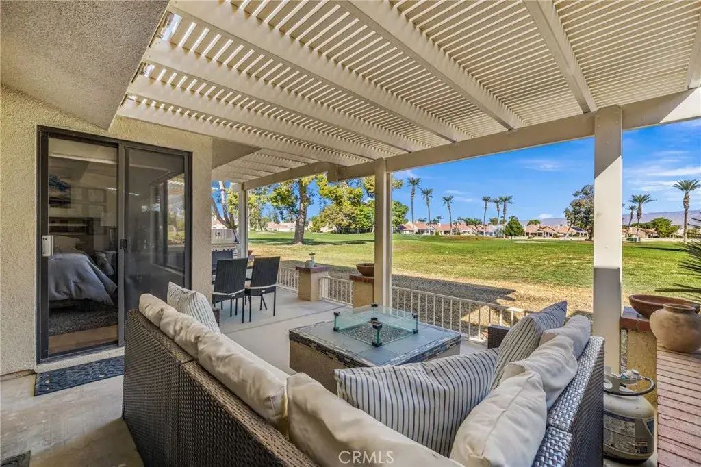 77116 Pauma Valley Way, Palm Desert