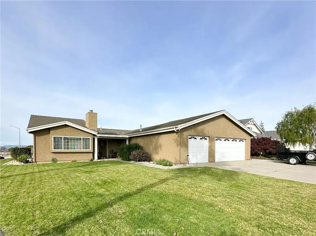1121 Jefferson Court, Santa Maria