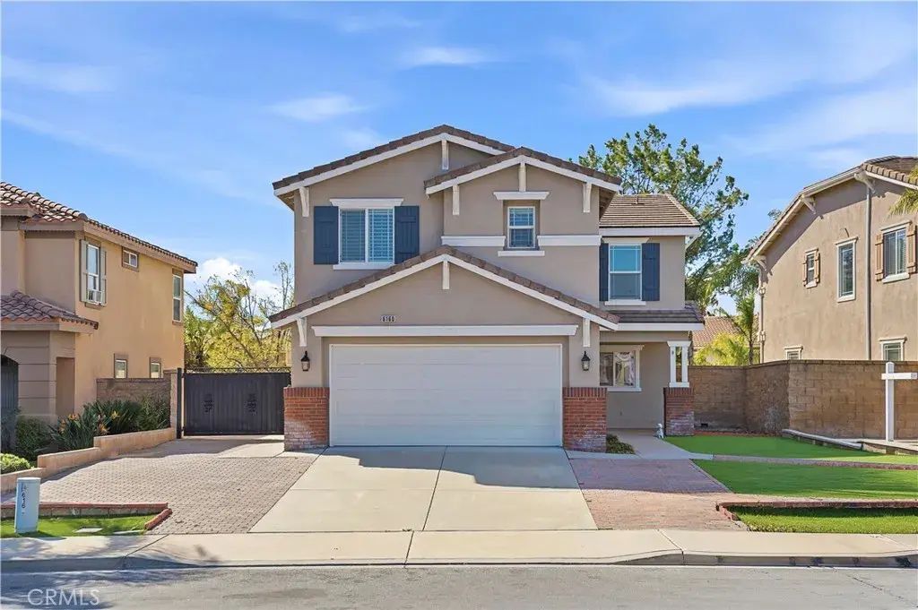 6160 La Costa, Fontana
