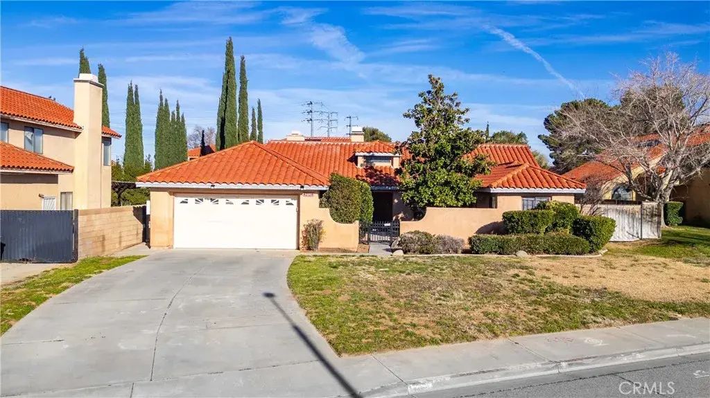 42734 56th Street West, Lancaster