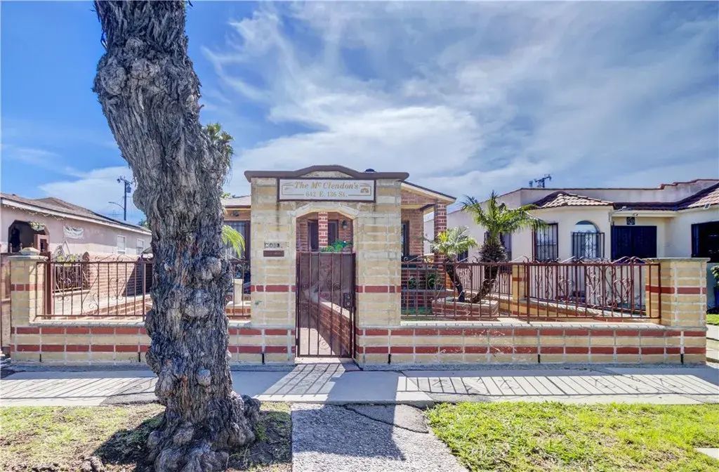 642 E 136th Street, Los Angeles