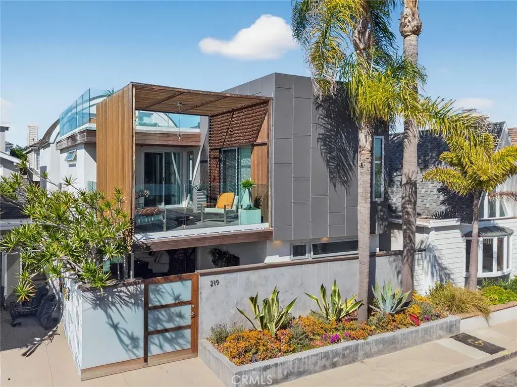 219 Colton, Newport Beach
