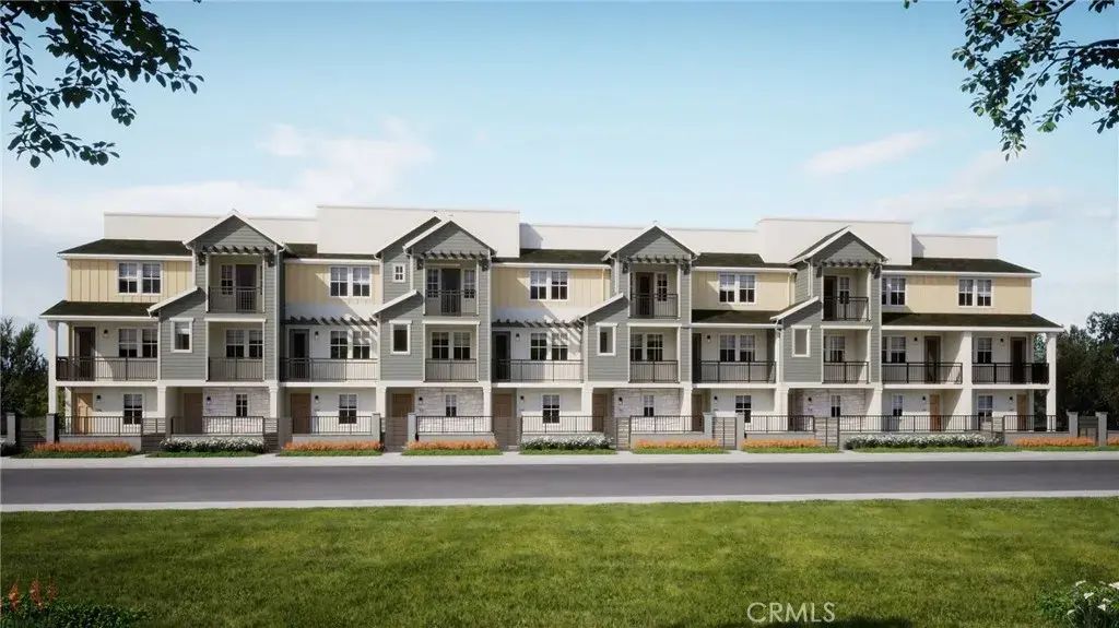 153 S Iris, Compton