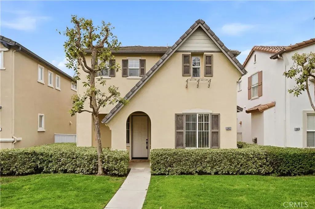 12837 Sunrose Ct, Chino