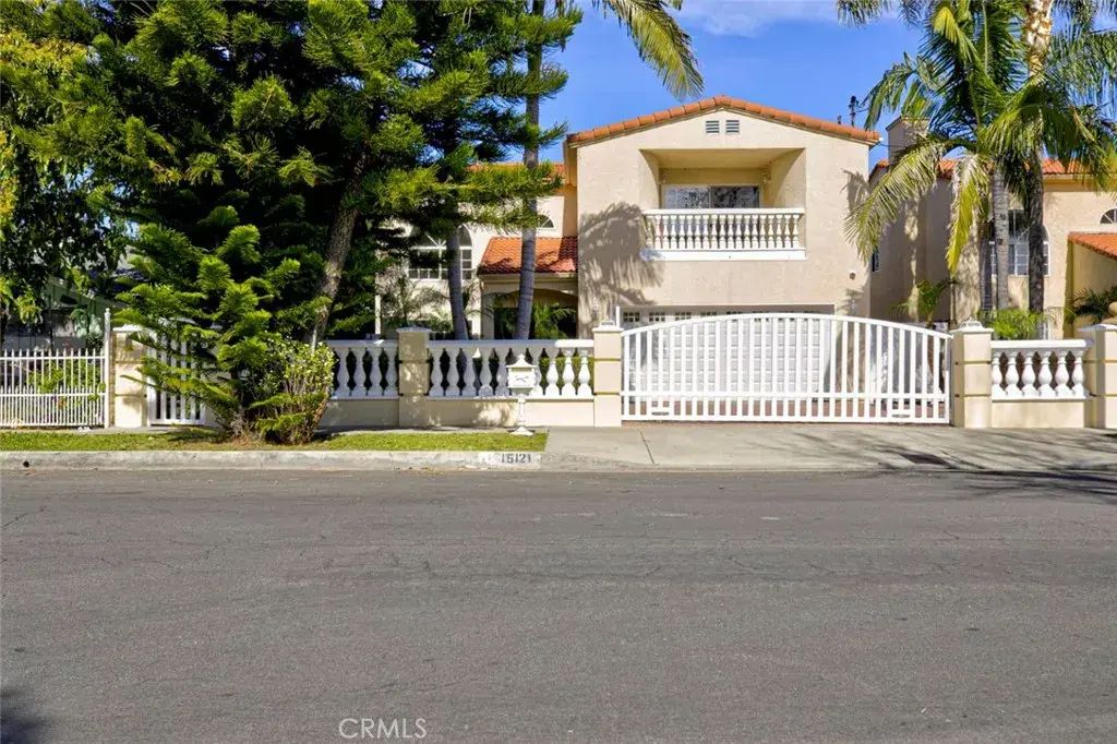 15121 Marlin Place, Van Nuys