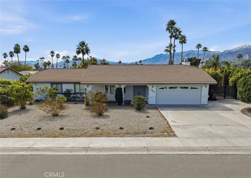 2901 E Via Escuela, Palm Springs