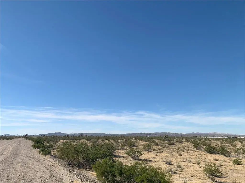 De Soto, Adelanto