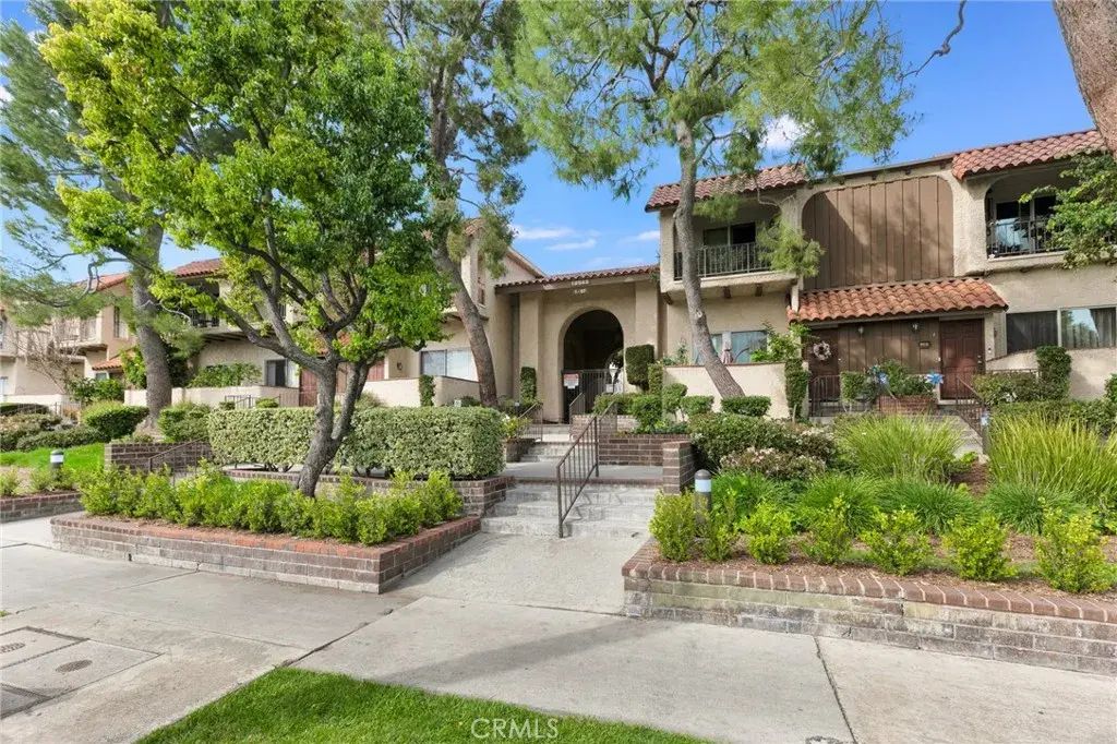 19545 Sherman Way 47, Reseda