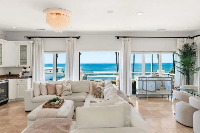 208 S Pacific Street, Oceanside