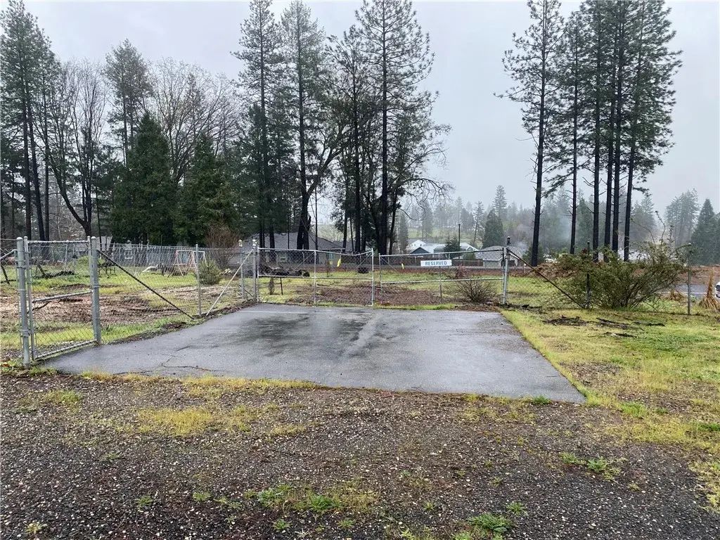 9220 Skyway, Paradise