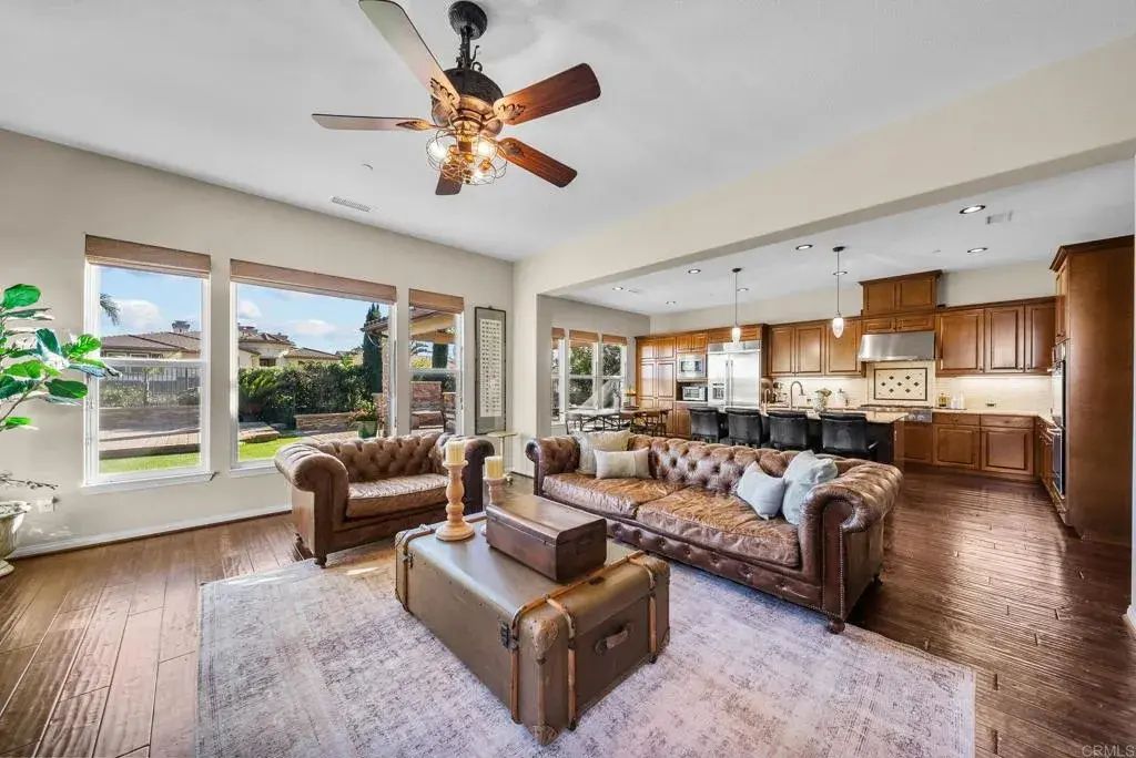 20300 Via Urbino, Porter Ranch