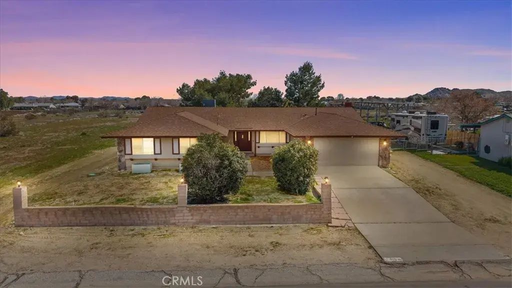 40576 161st East, Lancaster