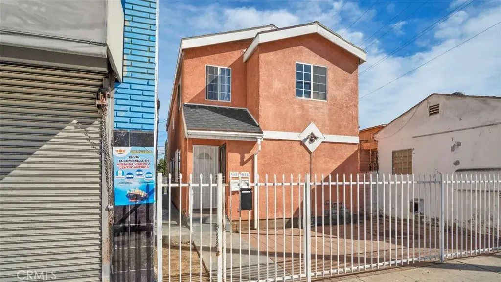 9650 S Western, Los Angeles