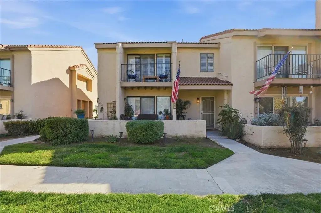 7061 Seville, Riverside