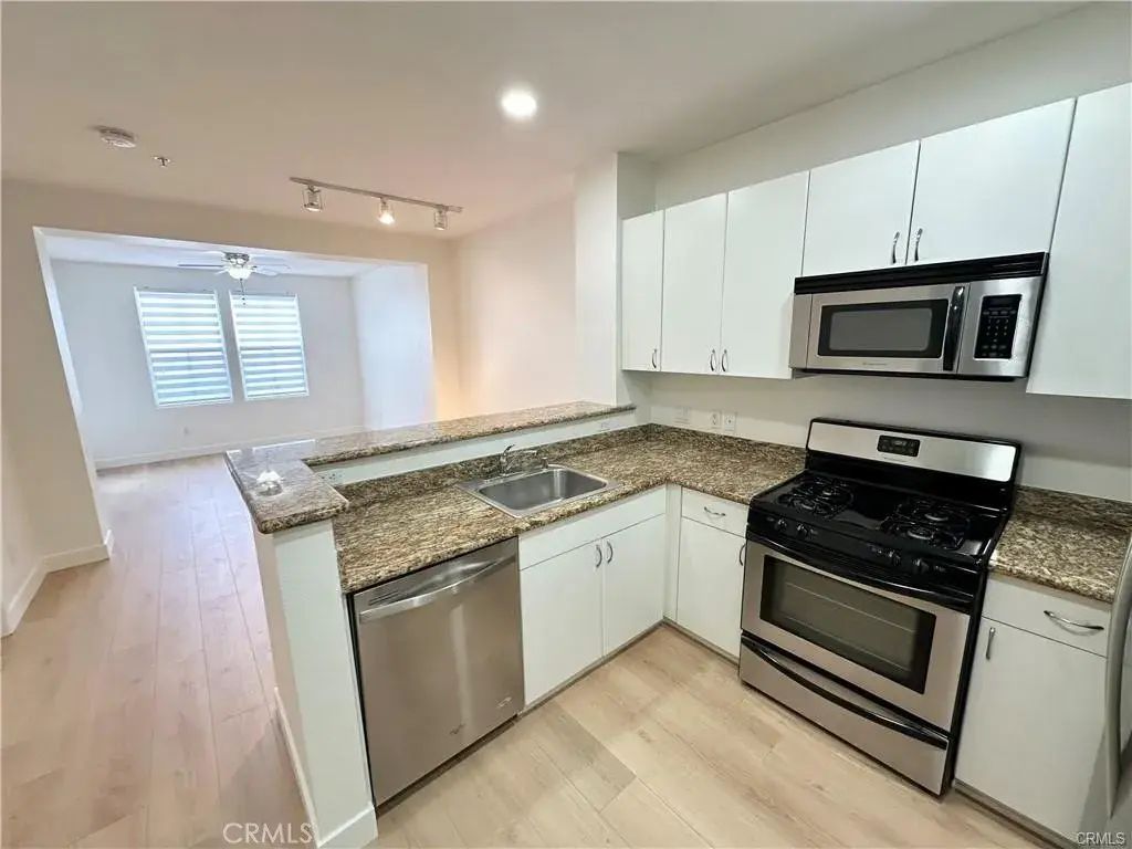 1801 E Katella 3129, Anaheim