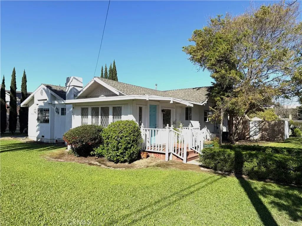 4202 Locust, Long Beach