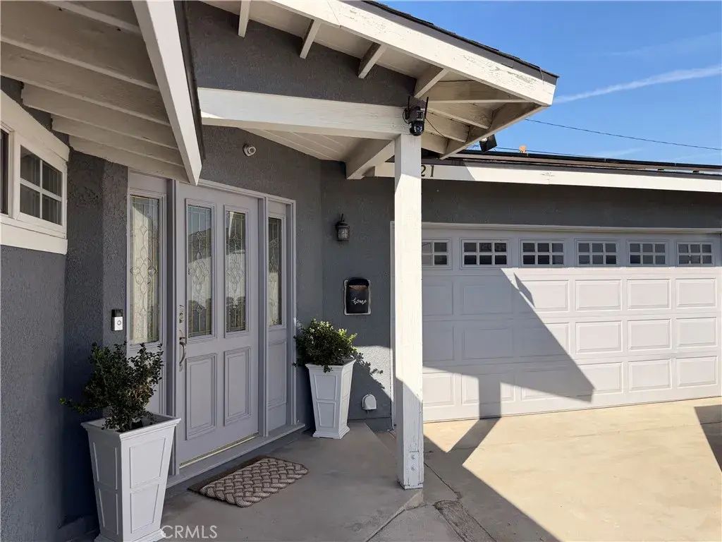 3221 E Curry, Long Beach