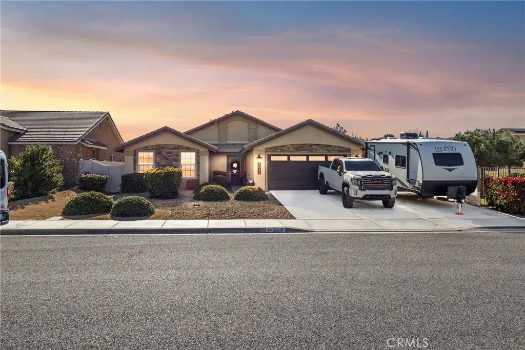 2048 Thistle, Palmdale