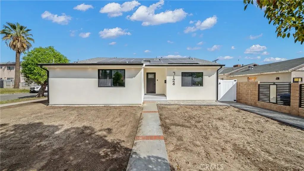 7124 Teesdale, North Hollywood