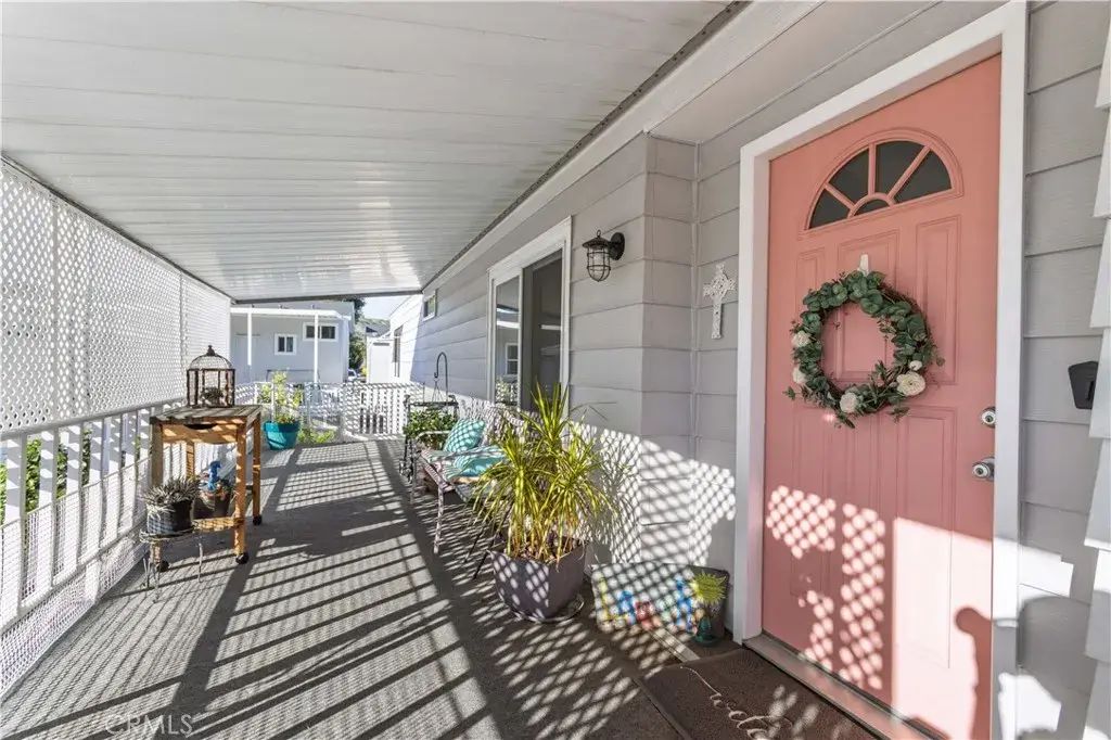 21315 Jimpson Way, Canyon Country