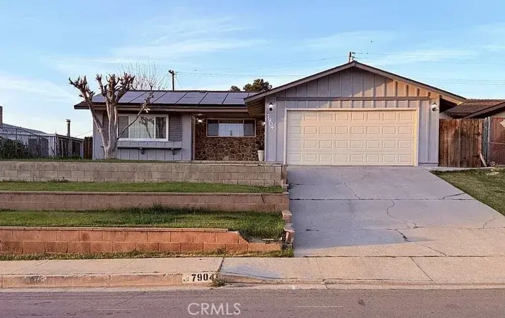 7904 Nettie Court, Bakersfield