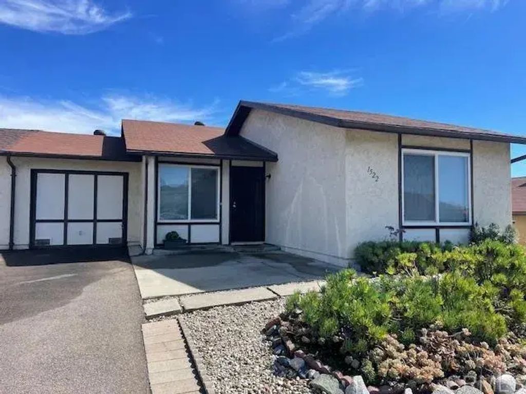 1522 Rolling Hills Dr, Oceanside