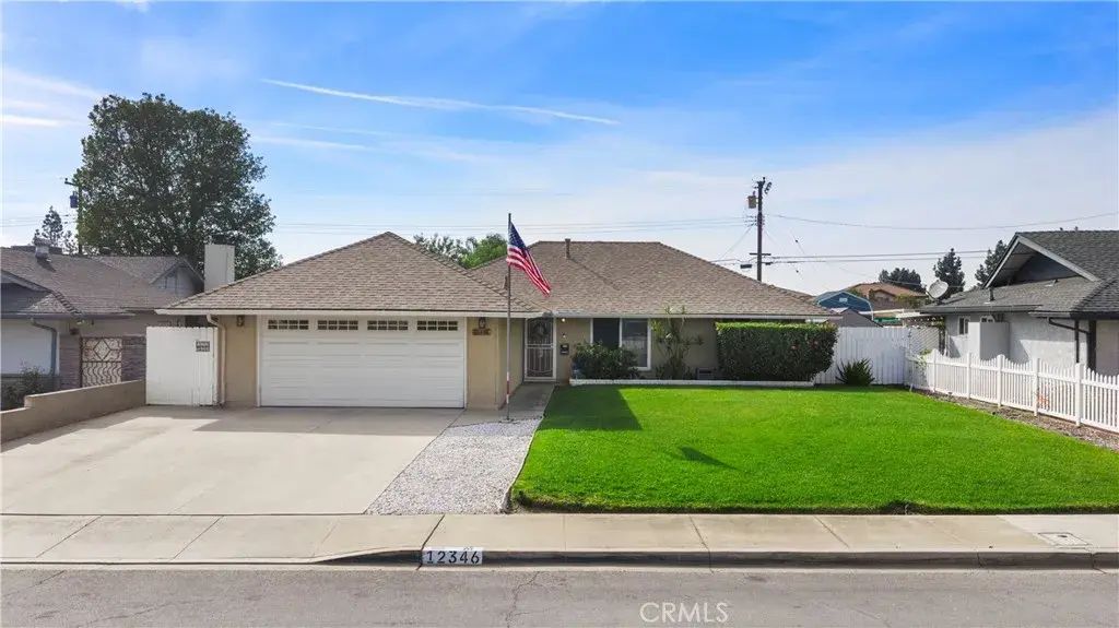 12346 Cedar, Chino