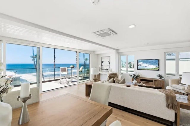 214 S Pacific Street, Oceanside