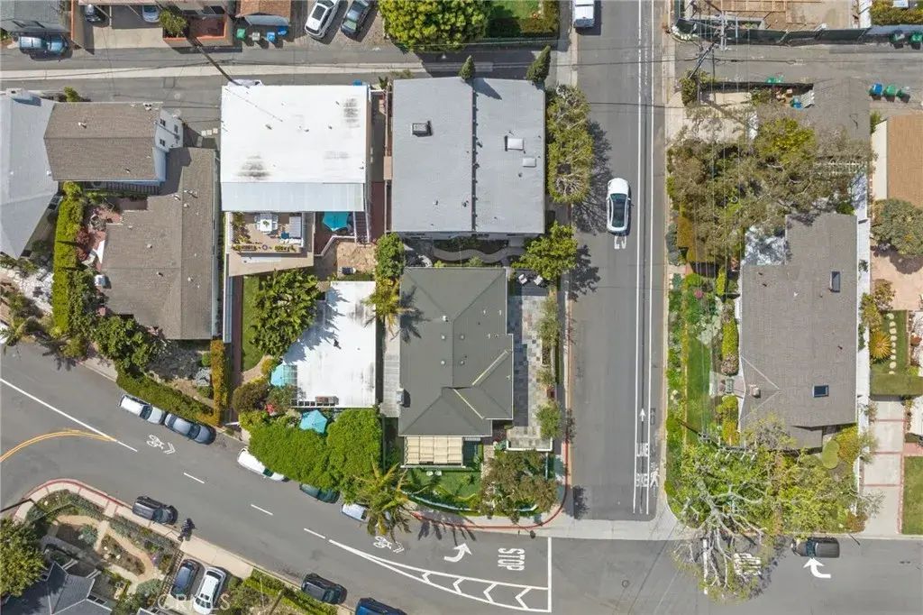 215 Monterey Studio, Laguna Beach
