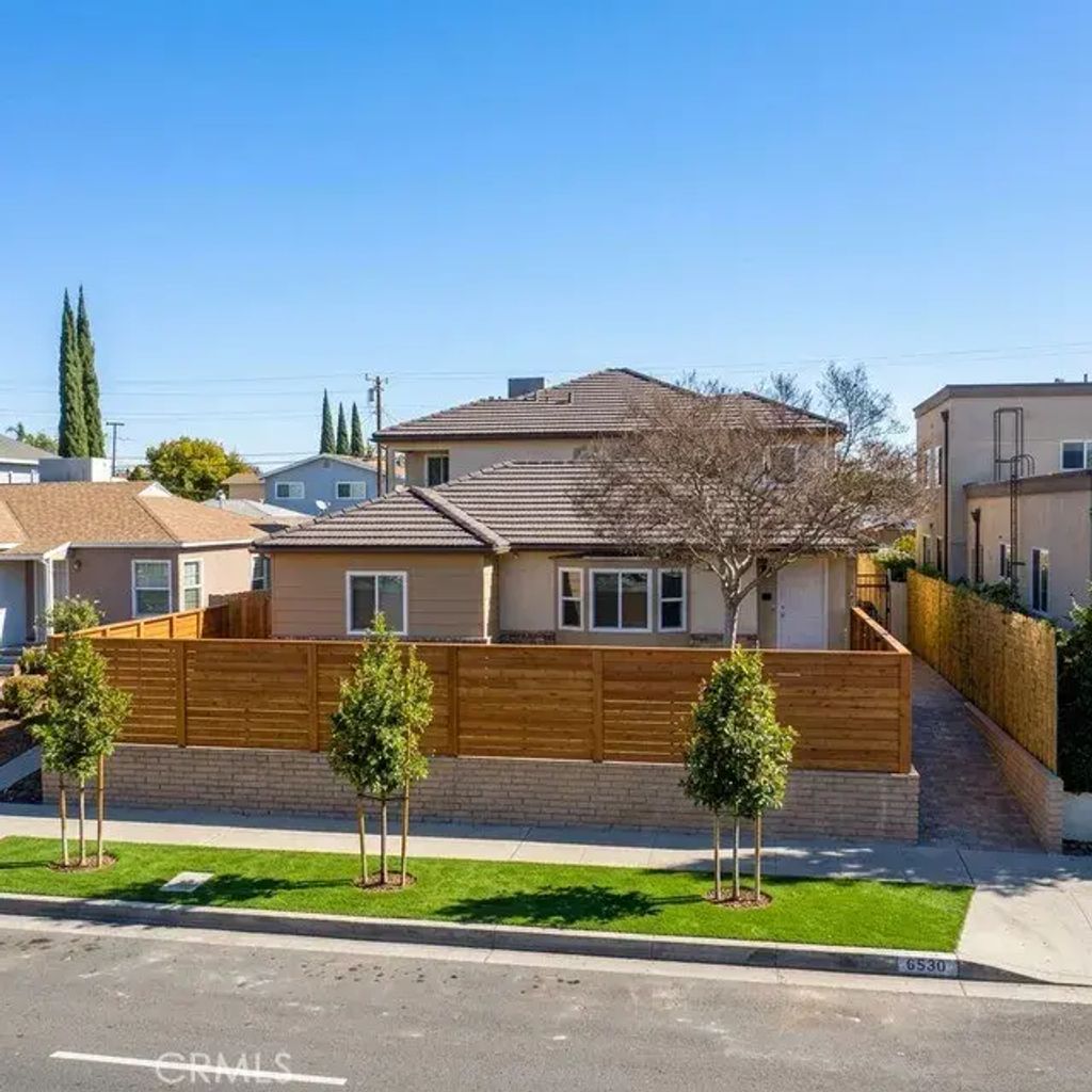6550 Balboa, Van Nuys