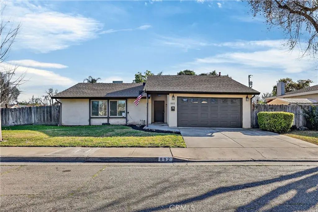 892 Amador Court, Merced