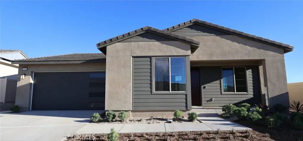 28908 Vertex Way, Canyon Country
