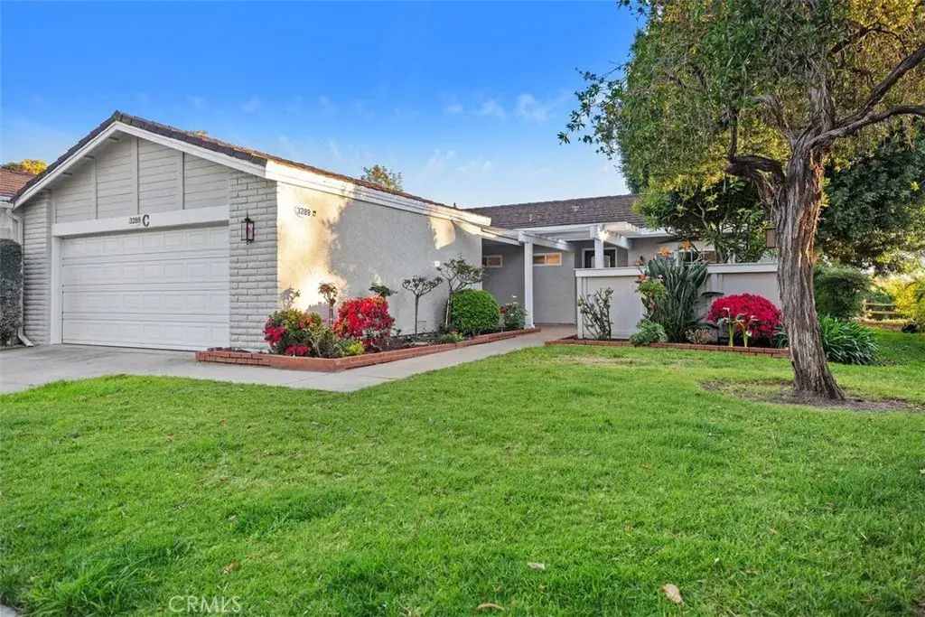 3289 San Amadeo C, Laguna Woods