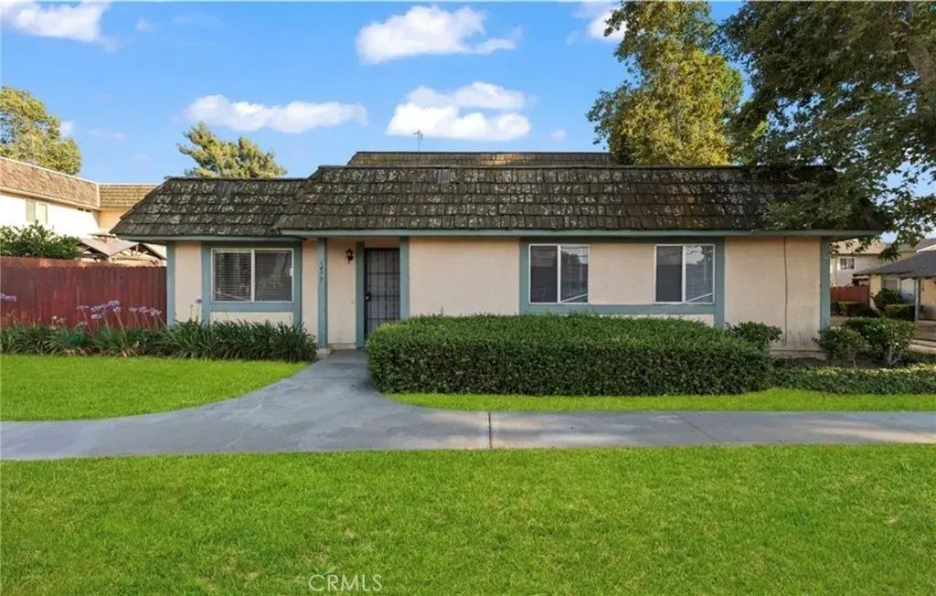 1477 Clemson, Riverside