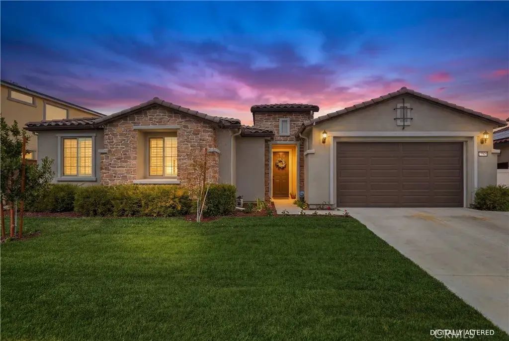 12806 Mendocino Ridge, Riverside