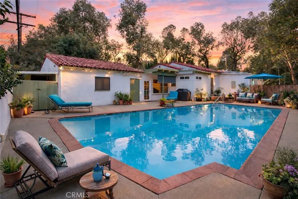 4905 Alhama, Woodland Hills