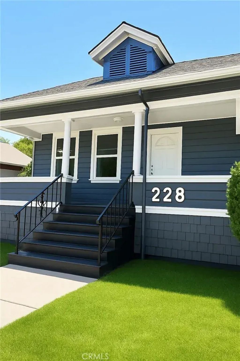 228 W Willow Street, Stockton