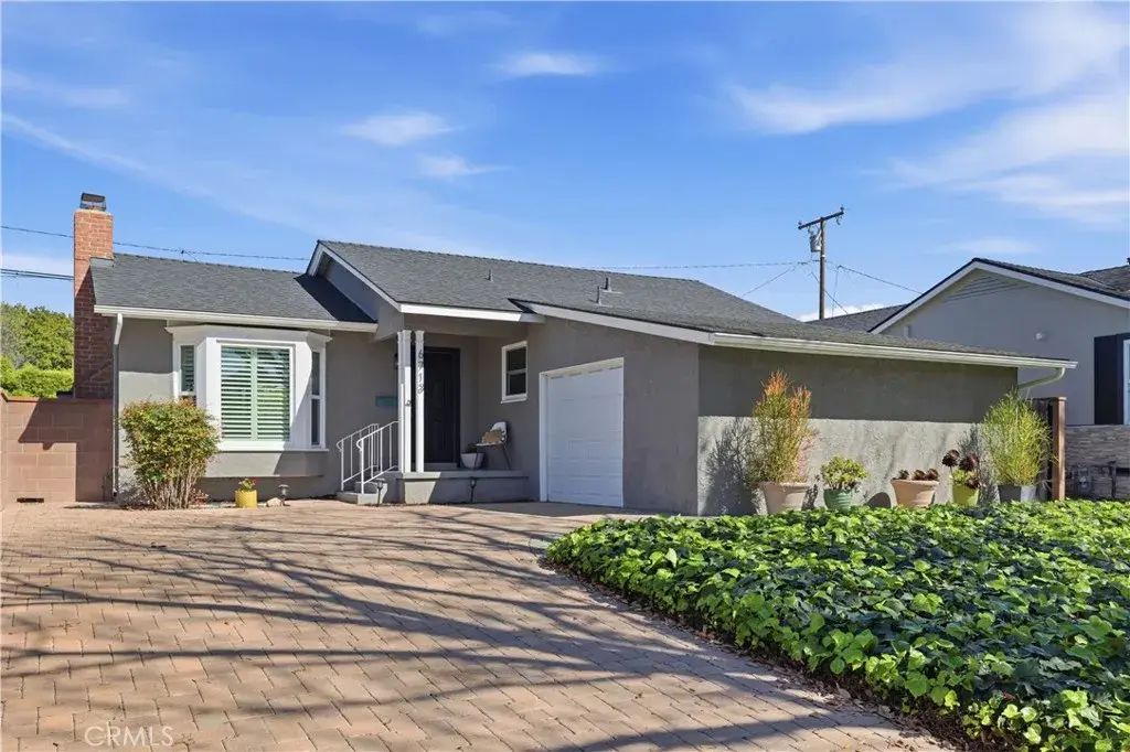 6713 E El Salvador, Long Beach