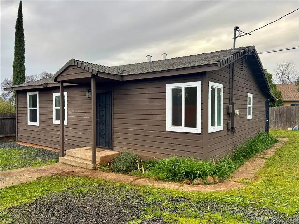 12 Ellis, Oroville