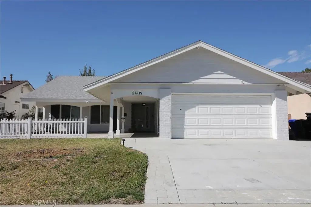 27521 Glasser, Canyon Country