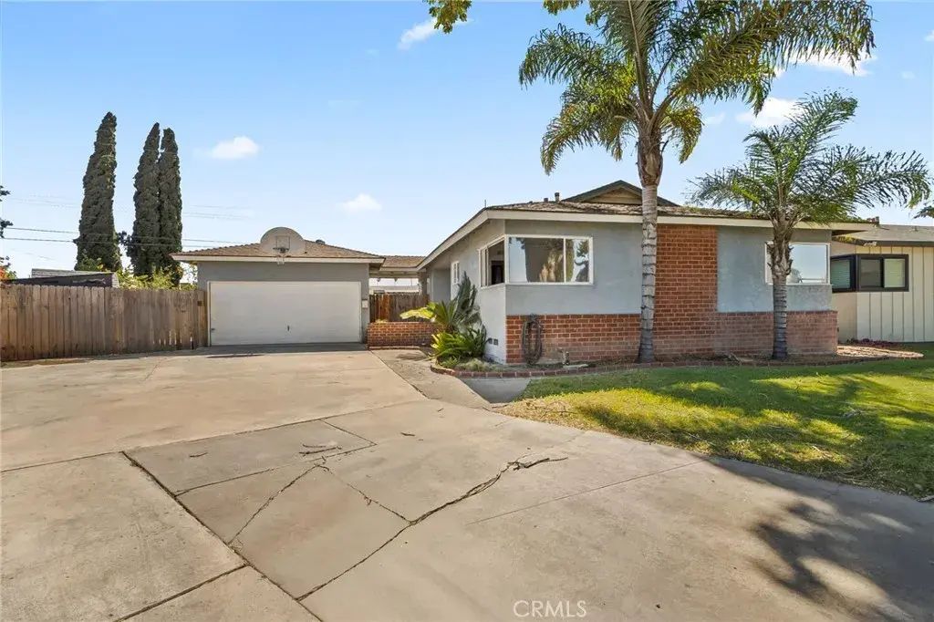 2106 W Forest, Anaheim