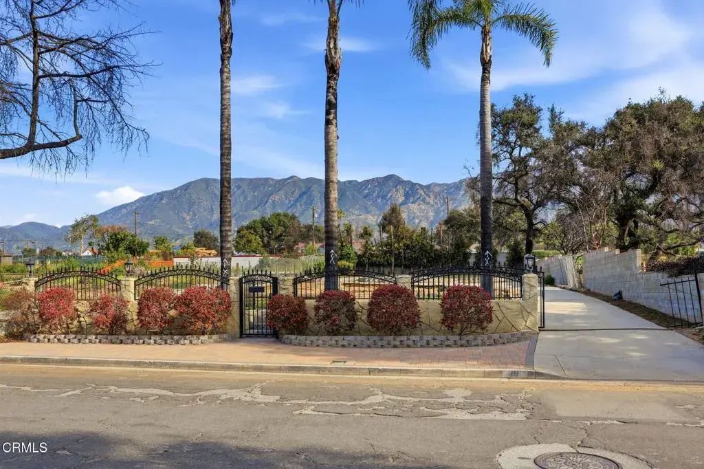 79 E Calaveras, Altadena