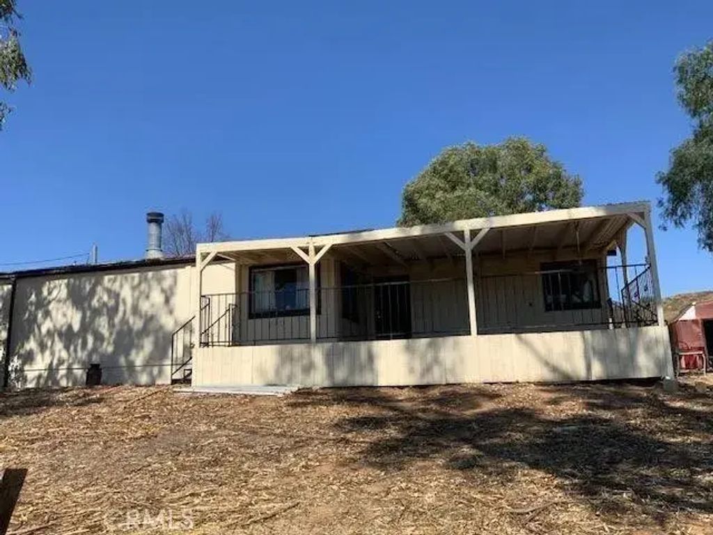 38500 San Ignacio Road, Hemet