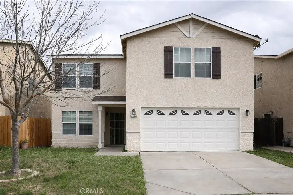 3880 Early Light, Merced