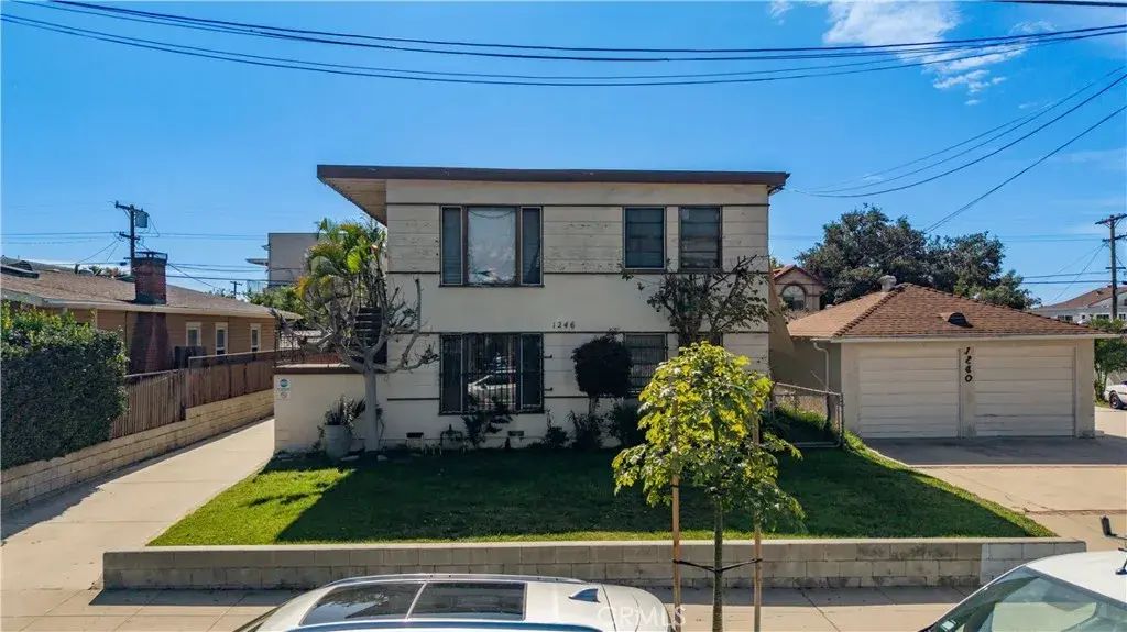 1246 E Harvard, Glendale