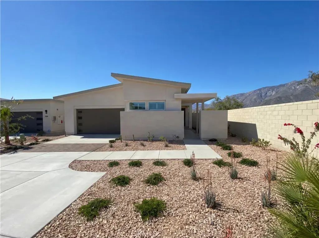 103 Mustang Lane, Palm Springs
