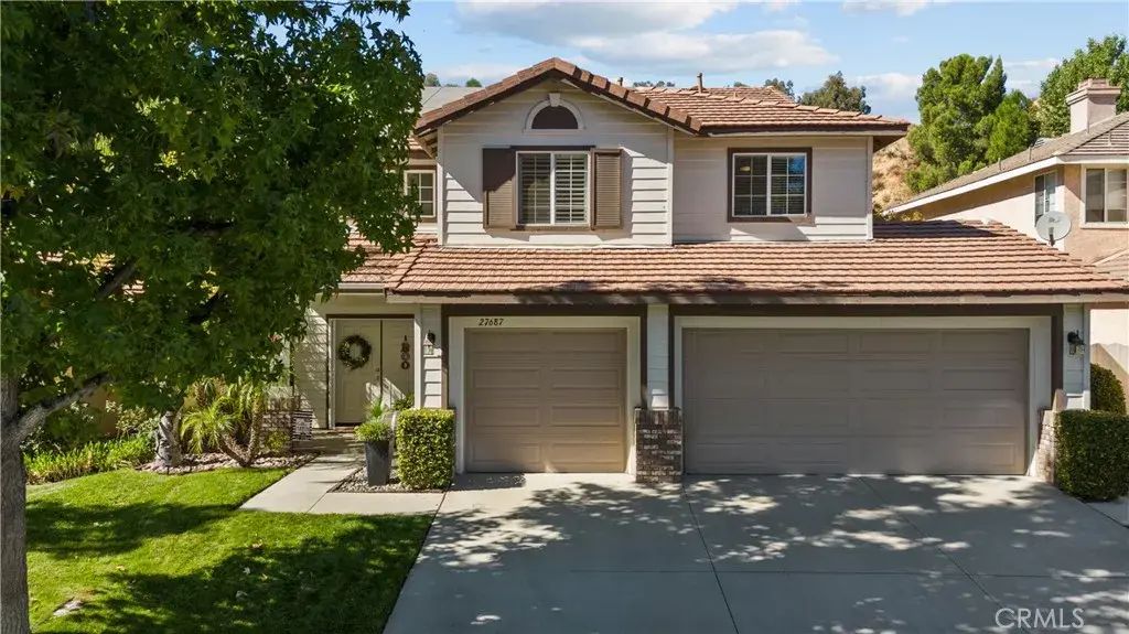 27687 Ron Ridge, Saugus