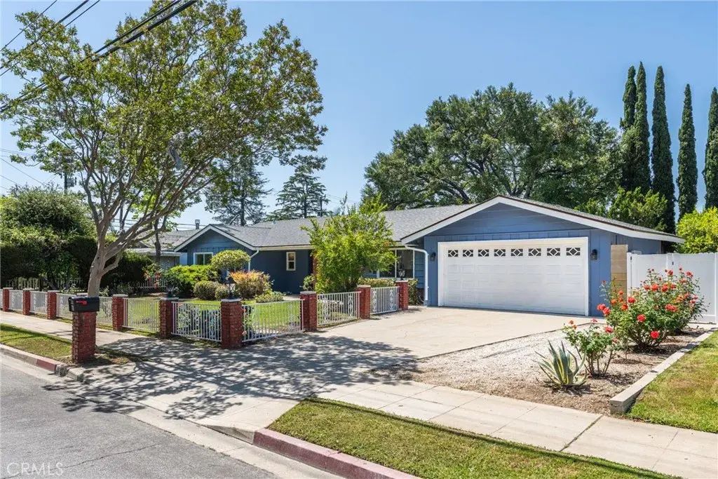 2027 Holly Ave, Arcadia