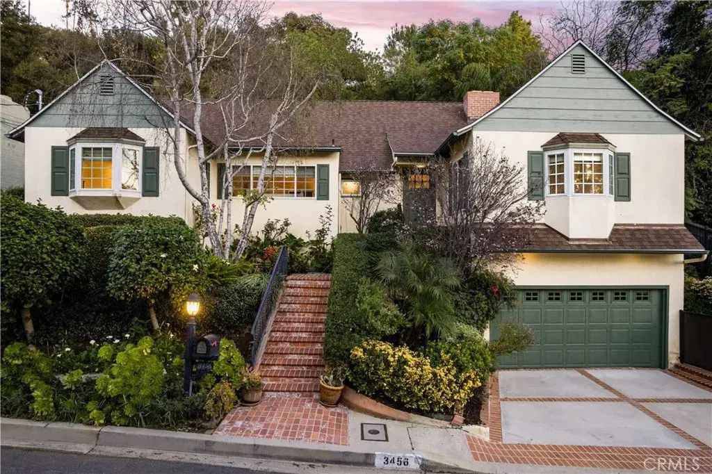 3456 Laurelvale Drive, Studio City
